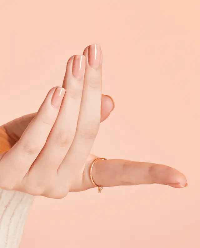 Sơn móng tay OPI NL H19 PASSION