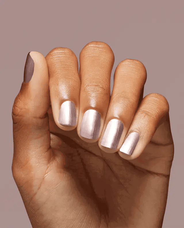 Sơn móng tay OPI NL F013 Supernova Pearl